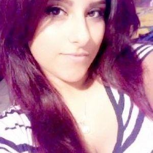 Meet your Posher, Elvira